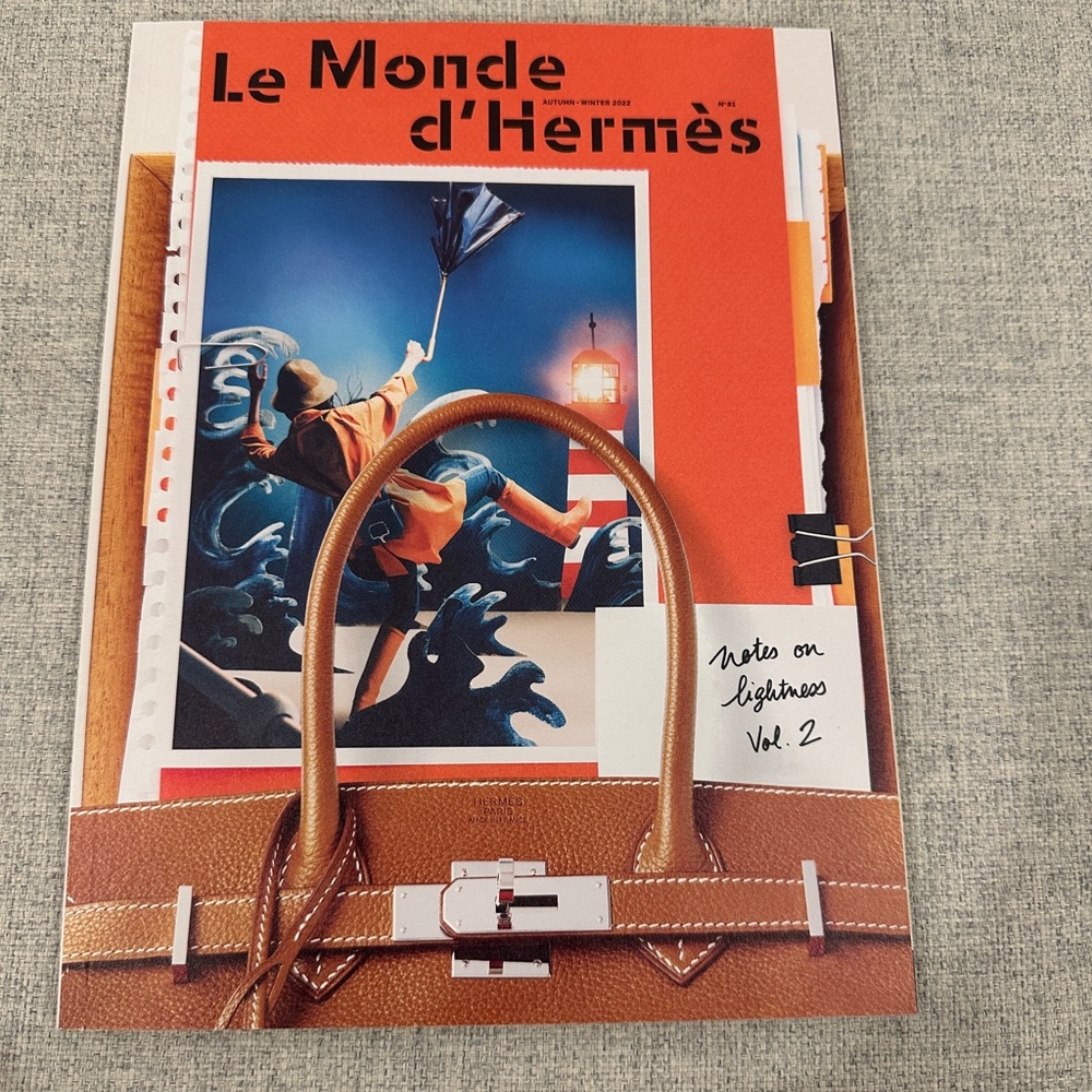 Hermès “Le Monde d’Hermès“ Collectible Brand Magazine (Autumn/Winter 2022)